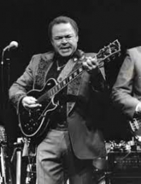 (Roy Clark