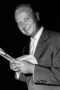 Klauss - Gunter Neuman