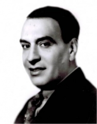 Alfonso Esparza Oteo